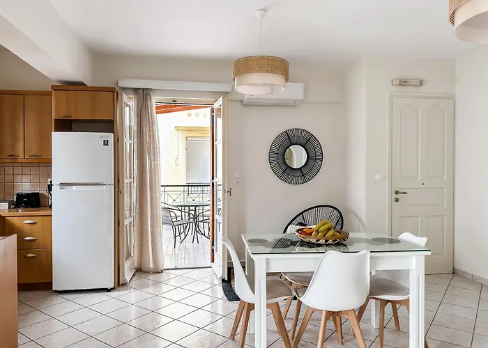 Anastasia's Place In Naxos Chora Daire